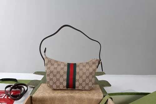 All categories Official website "Brand Women's Bags" Women's Bags 💙 GUCCI 2026 GUCCI new crossbody shoulder bag