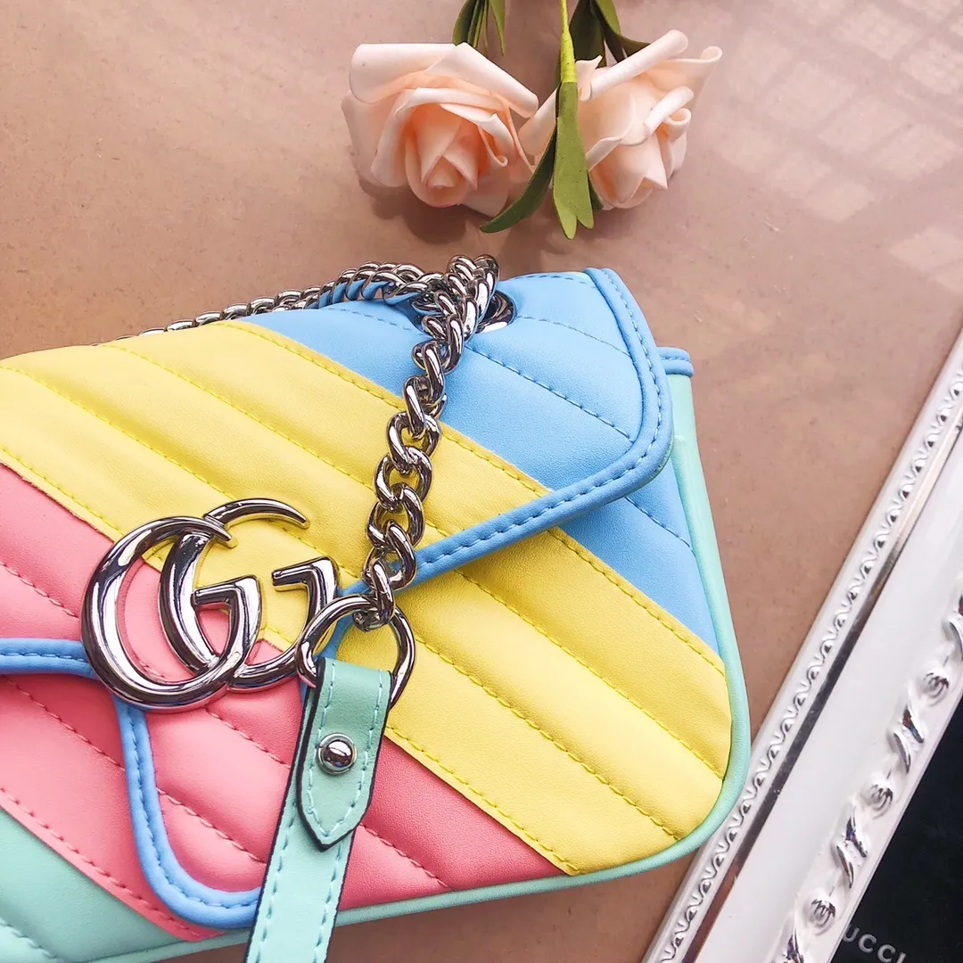 All categories Official website "Brand Women's Bags" Women's Bags 💙 GUCCI Fine imitation Gucci, high imitation Gucci bags, Gucci crossbody bags, 2022 official latest version Gucci crossbody bags, Gucci bag factory, recommended bags, size: 22-13-6CM