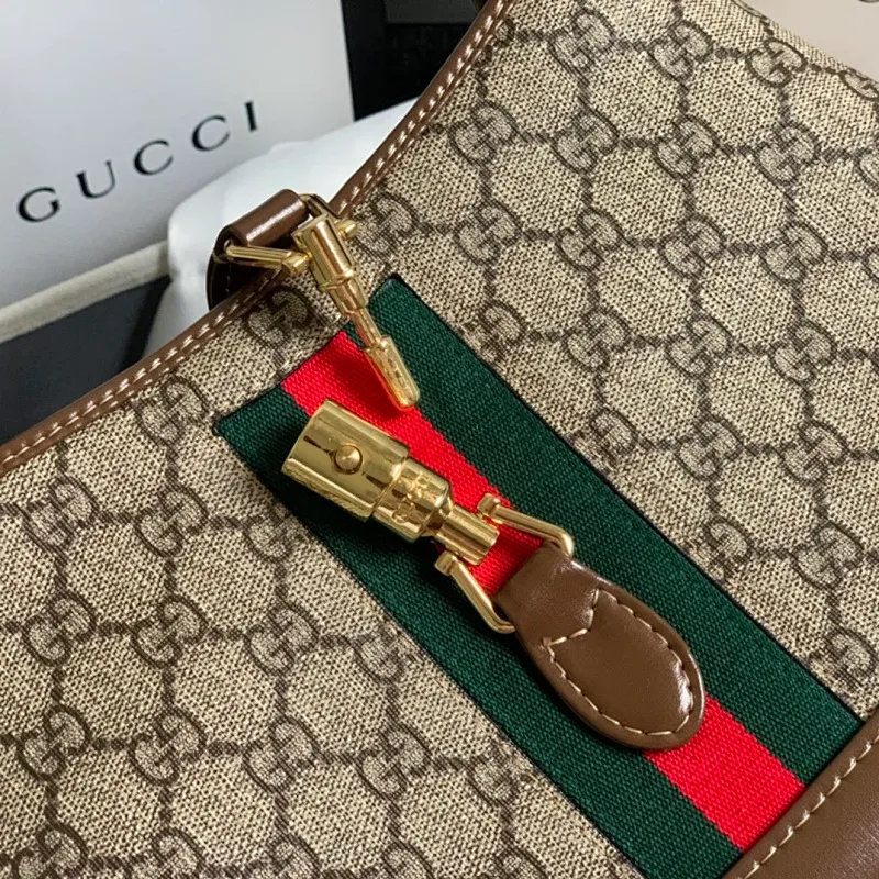 All categories Official website "Brand Women's Bags" Women's Bags 💙 GUCCI 2022 official new Gucci underarm bag wholesale Original order quality 58002000 Size: 28-19-4.5 Cm
