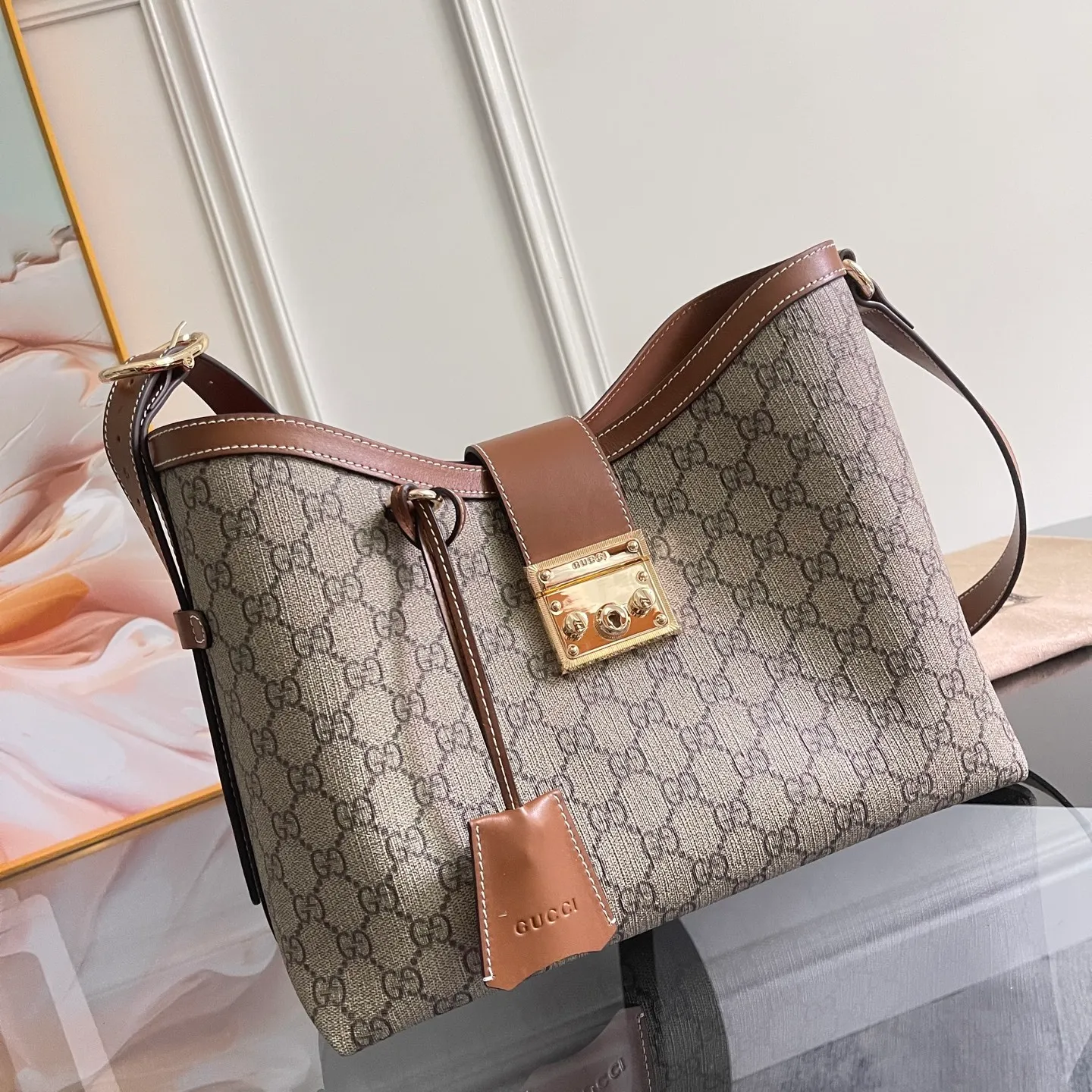 All Categories Official Website "Brand Women's Bags" Women's Bags 💙 GUCCI 2025 New GUCCI Crossbody Bag