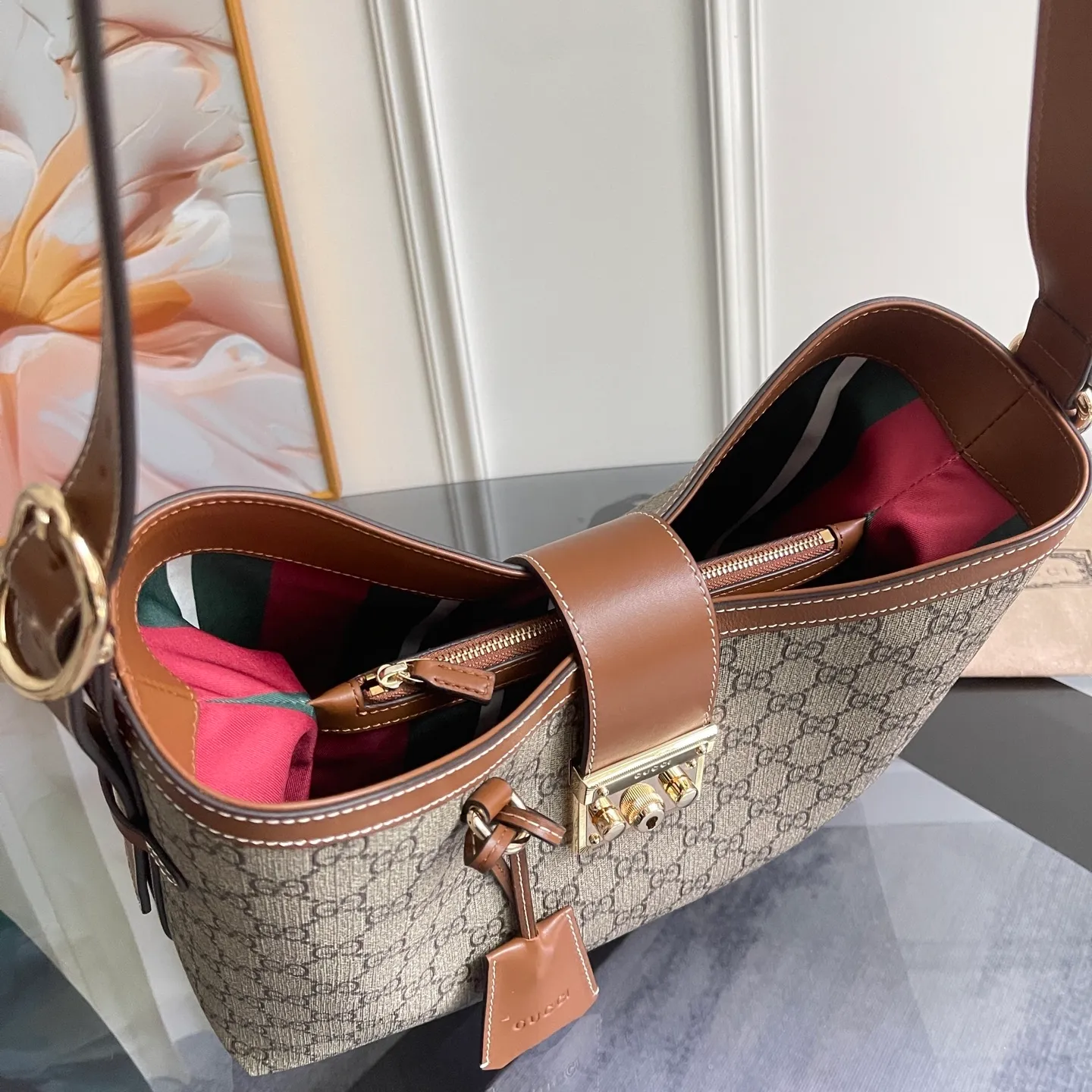 All Categories Official Website "Brand Women's Bags" Women's Bags 💙 GUCCI 2025 New GUCCI Crossbody Bag