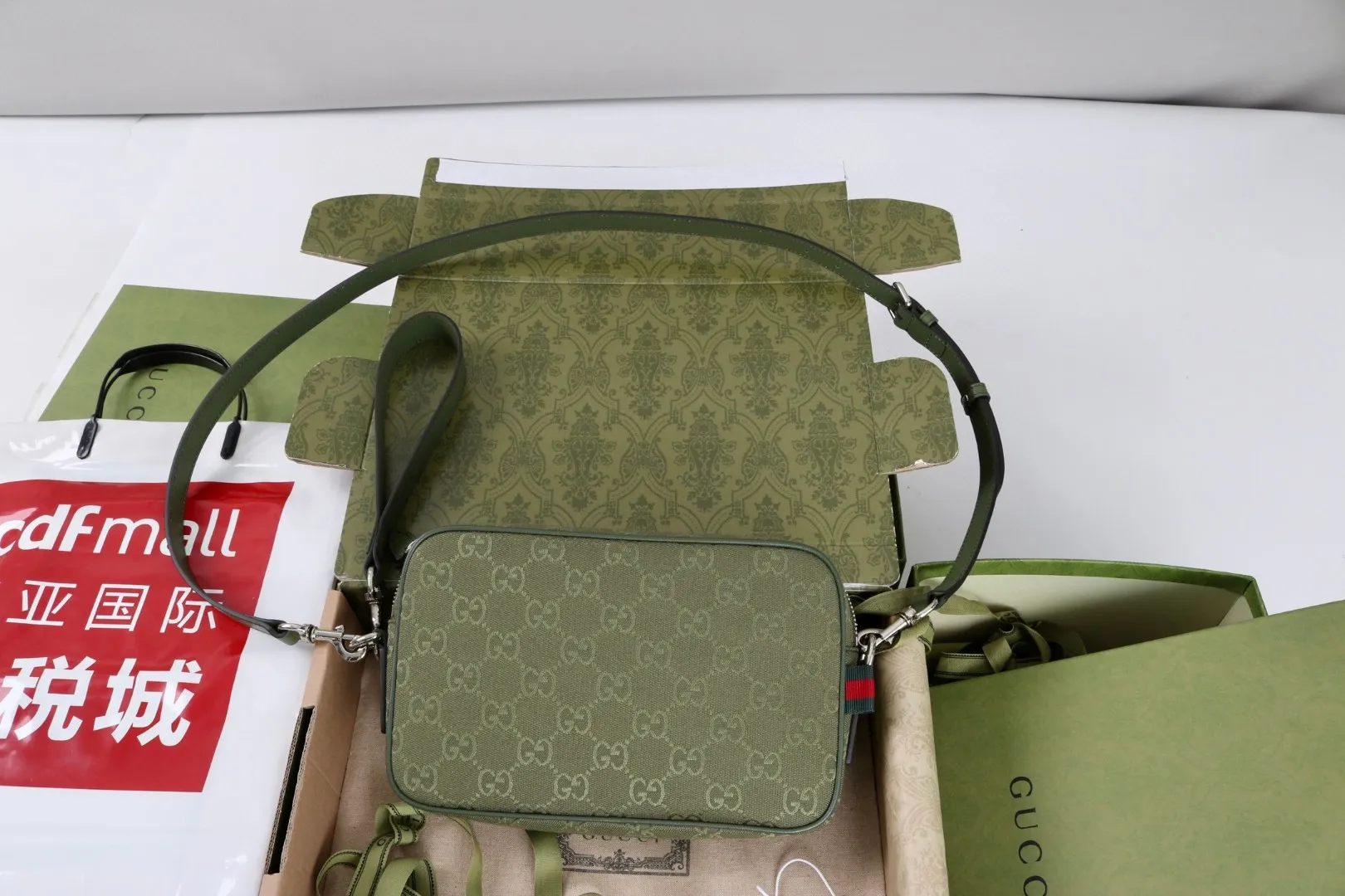 All Categories Official Website "Brand Women's Bags" Women's Bags 💙 GUCCI GUCCI 2026 New Classic GG Pattern Crossbody Bag