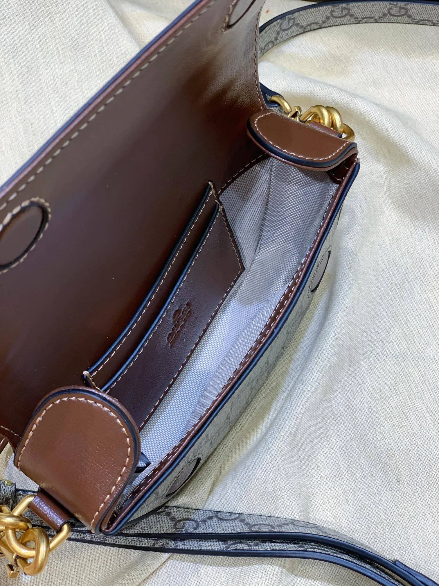 All categories Official website "Brand Women's Bags" Women's Bags 💙 GUCCI 2023 latest GUCCI crossbody bag