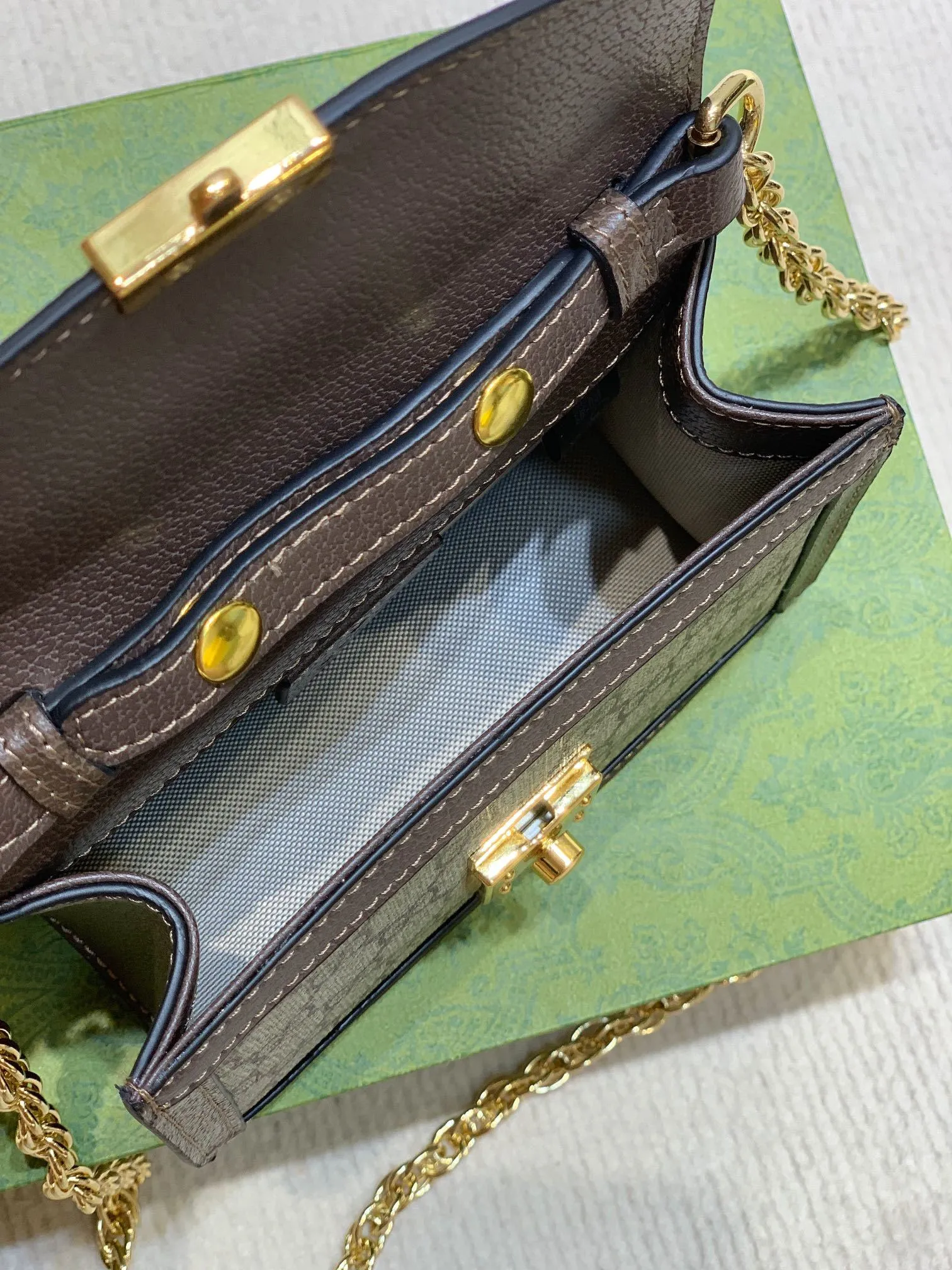 All categories Official website "Brand Women's Bags" Women's Bags 💙 GUCCI 2023 latest GUCCI crossbody bag