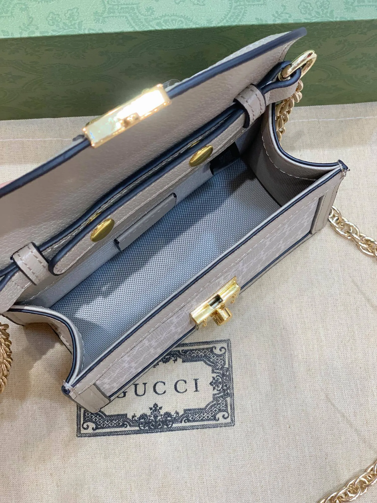 All categories Official website "Brand Women's Bags" Women's Bags 💙 GUCCI 2023 latest GUCCI crossbody bag