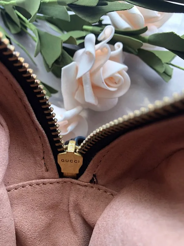 All categories Official website "Brand Women's Bags" Women's Bags 💙 GUCCI Fine imitation Gucci, high imitation Gucci bags, Gucci crossbody bags, 2022 official latest version Gucci crossbody bags, Gucci bag factory, recommended bags, size: 24-13-7CM