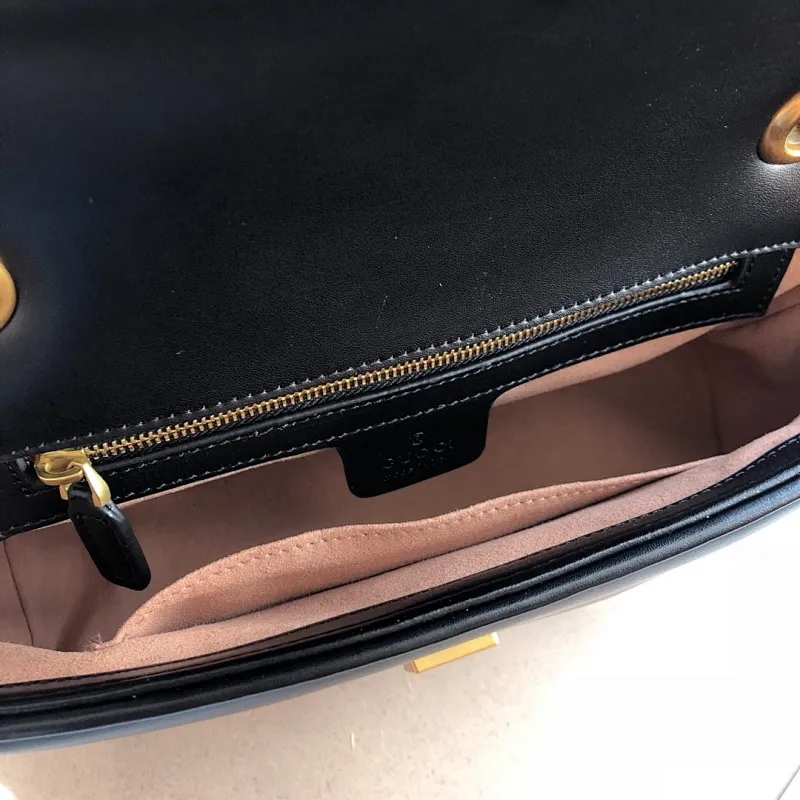 All categories Official website "Brand Women's Bags" Women's Bags 💙 GUCCI Fine imitation Gucci, high imitation Gucci bags, Gucci crossbody bags, 2022 official latest version Gucci crossbody bags, Gucci bag factory, recommended bags, size: 26-15-7CM