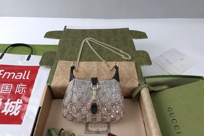 All categories Official website "Brand Women's Bags" Women's Bags 💙 GUCCI 2026 GUCCI new crossbody shoulder bag