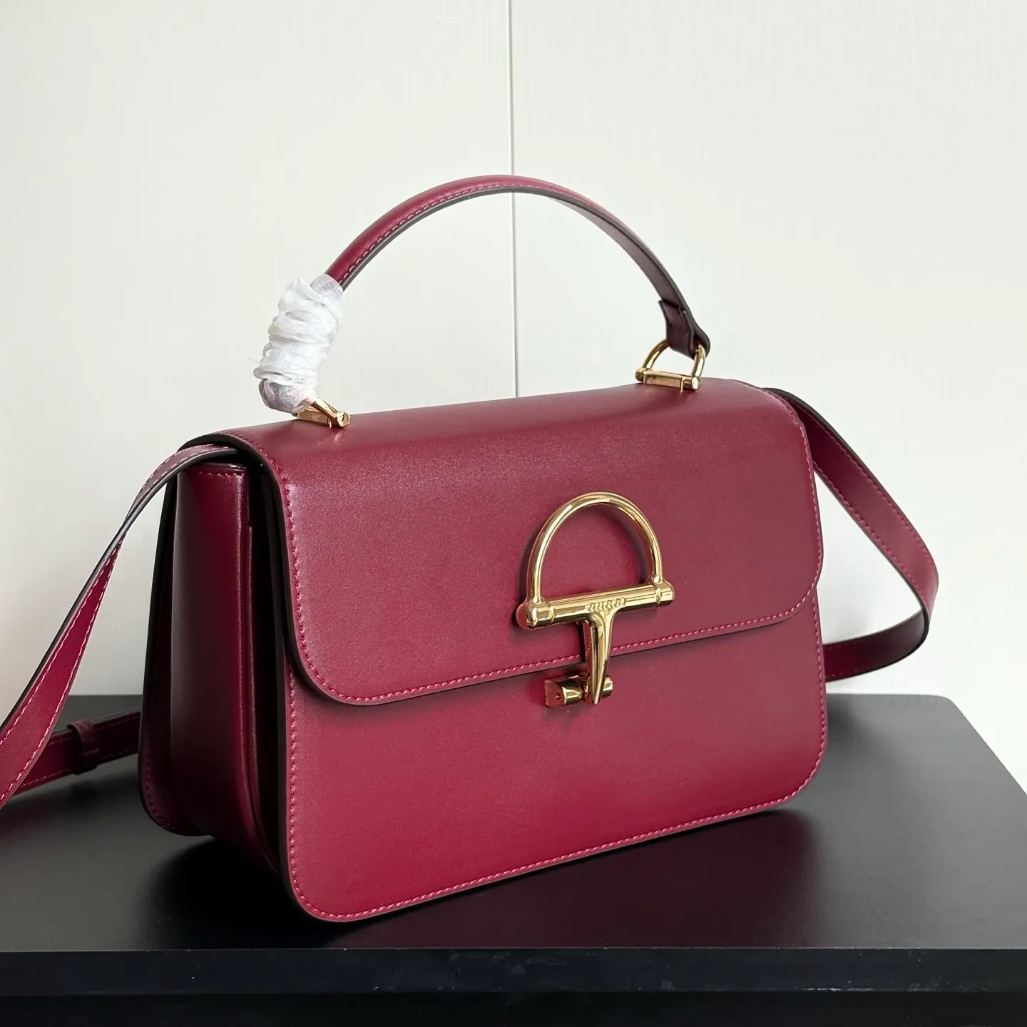 All Categories Official Website "Brand Women's Bags" Women's Bags 💙 GUCCI 2026 New GUCCI Crossbody Bag