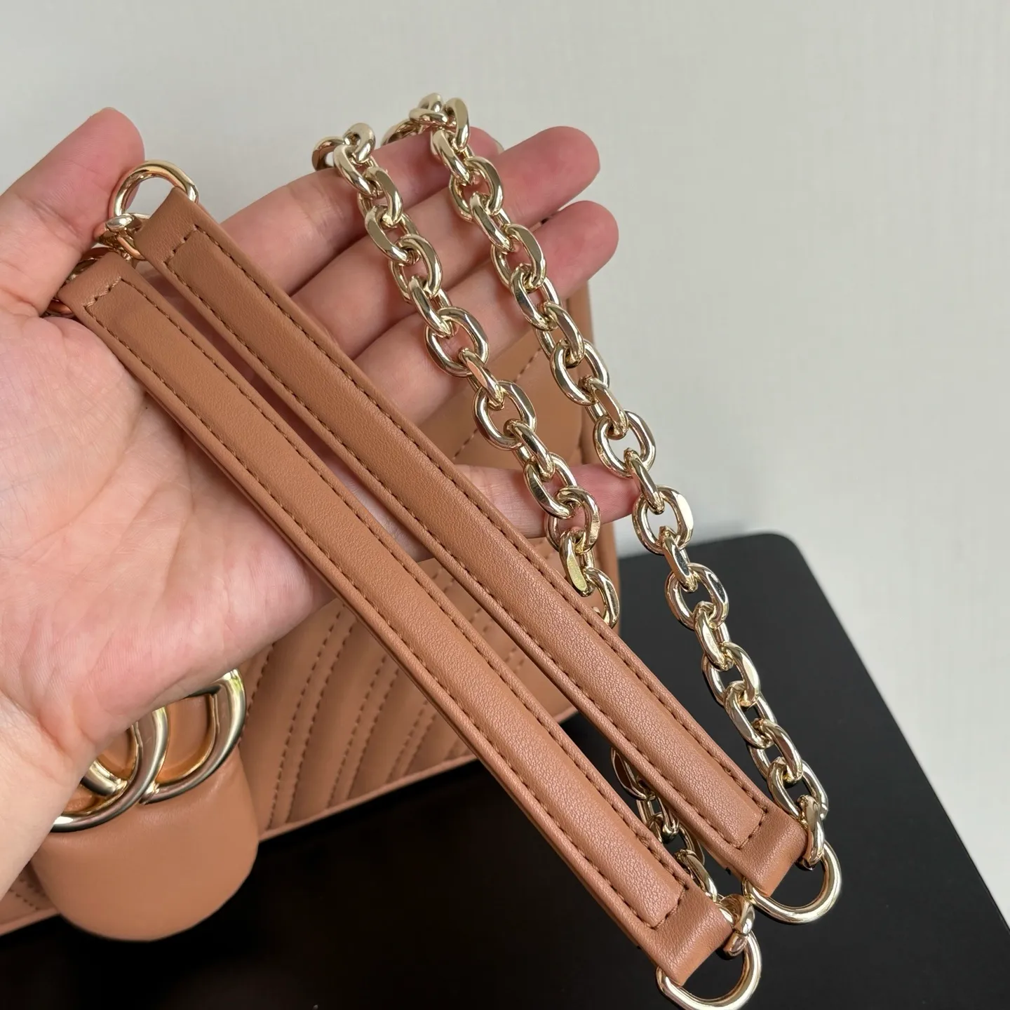 All Categories Official Website "Brand Women's Bags" Women's Bags 💙 GUCCI 2026 New GUCCI Crossbody Bag