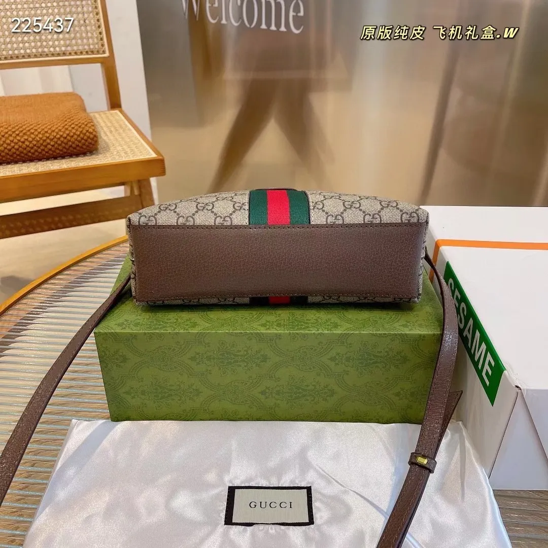 All categories Official website "Brand Women's Bags" Women's Bags 💙 GUCCI 2022 official new Gucci crossbody bag wholesale 58001300 Original order quality Size: 23-9-20 cm