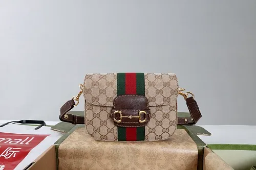 All categories Official website "Brand Women's Bags" Women's Bags 💙 GUCCI 2026 GUCCI new crossbody shoulder bag