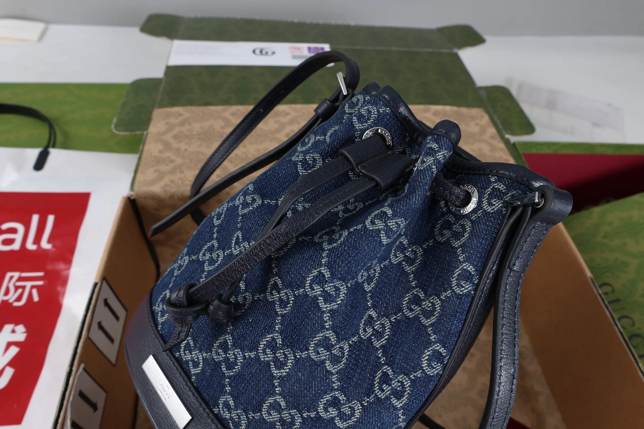 All categories Official website "Brand Women's Bags" Women's Bags 💙 GUCCI 2026 GUCCI new crossbody shoulder bag