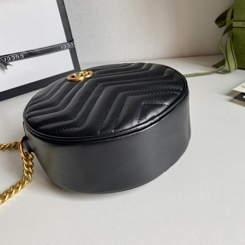 All categories Official website "Brand Women's Bags" Women's Bags 💙 GUCCI replica GUCCI, fine imitation GUCCI bag, GUCCI shoulder bag, 2023 official latest version GUCCI cowhide crossbody bag, bag factory, original material, size: 18-18-4.5CM