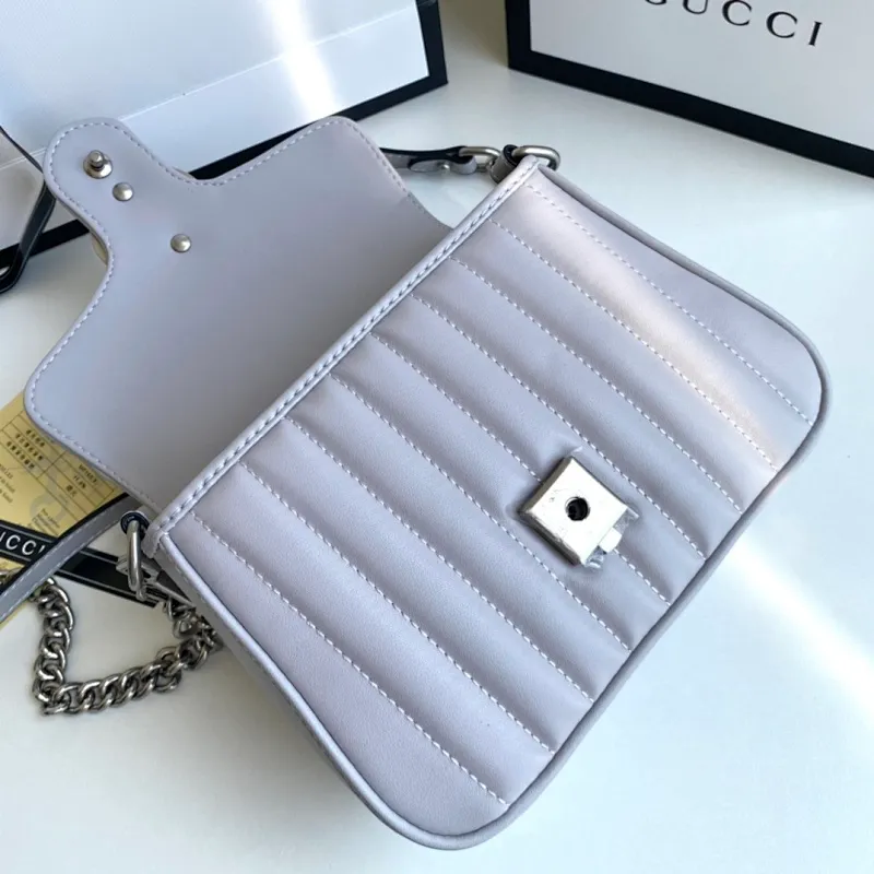 All categories Official website "Brand Women's Bags" Women's Bags 💙 GUCCI 2022 official new Gucci crossbody bag wholesale Original order quality 58002000 Size: 21-15.5-8 Cm