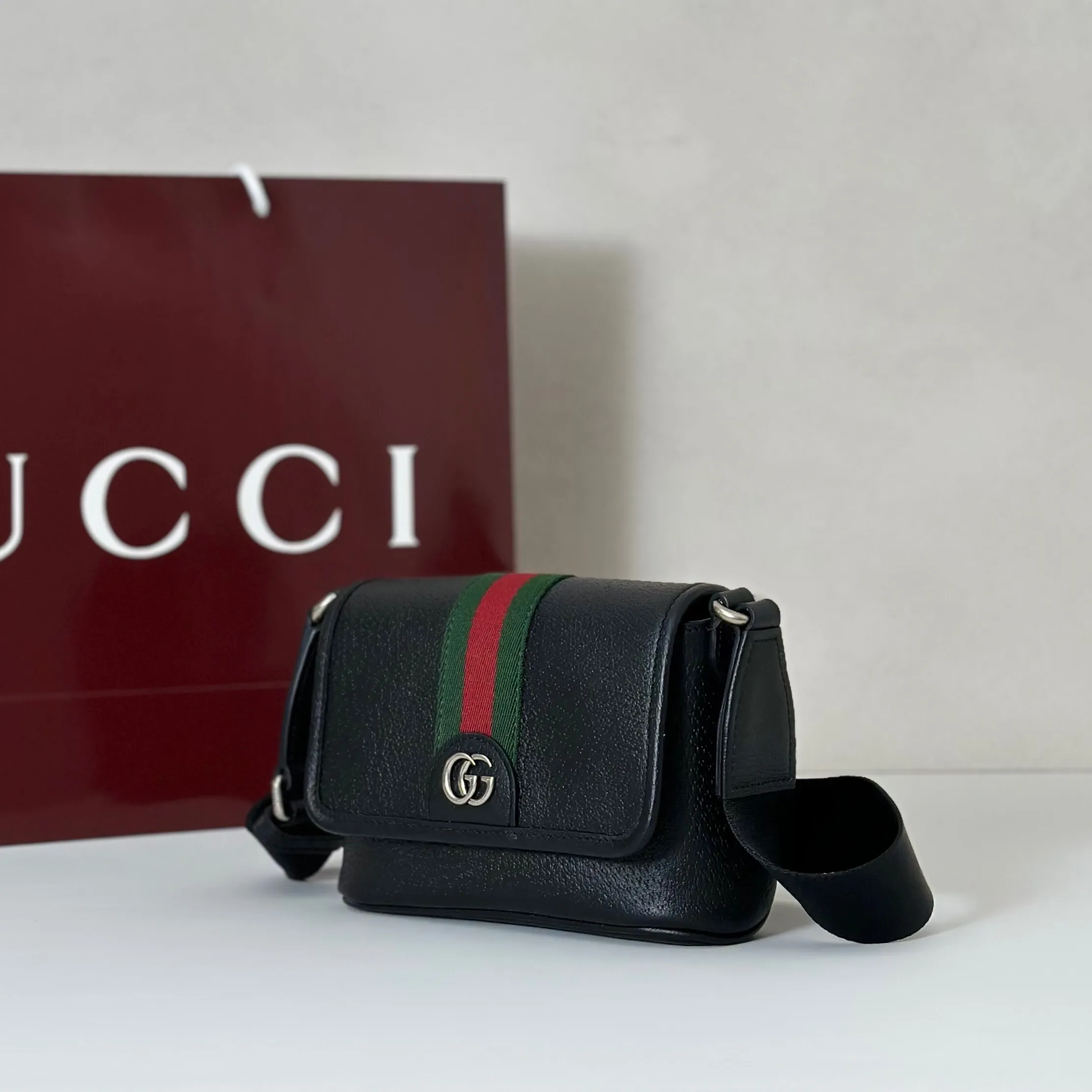All Categories Official Website "Brand Women's Bags" Women's Bags 💙 GUCCI 2025 New GUCCI Crossbody Bag