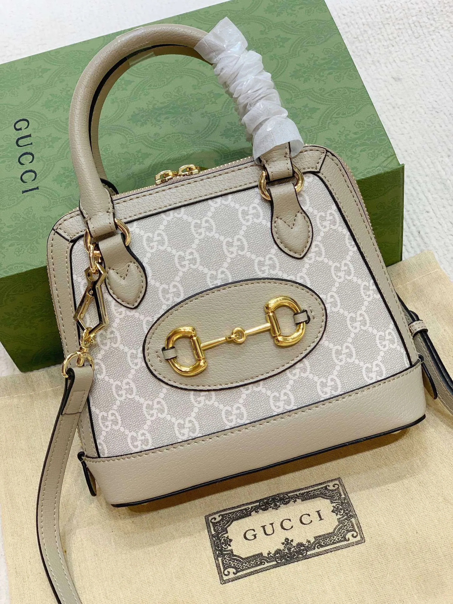 All categories Official website "Brand Women's Bags" Women's Bags 💙 GUCCI 2023 latest GUCCI crossbody bag