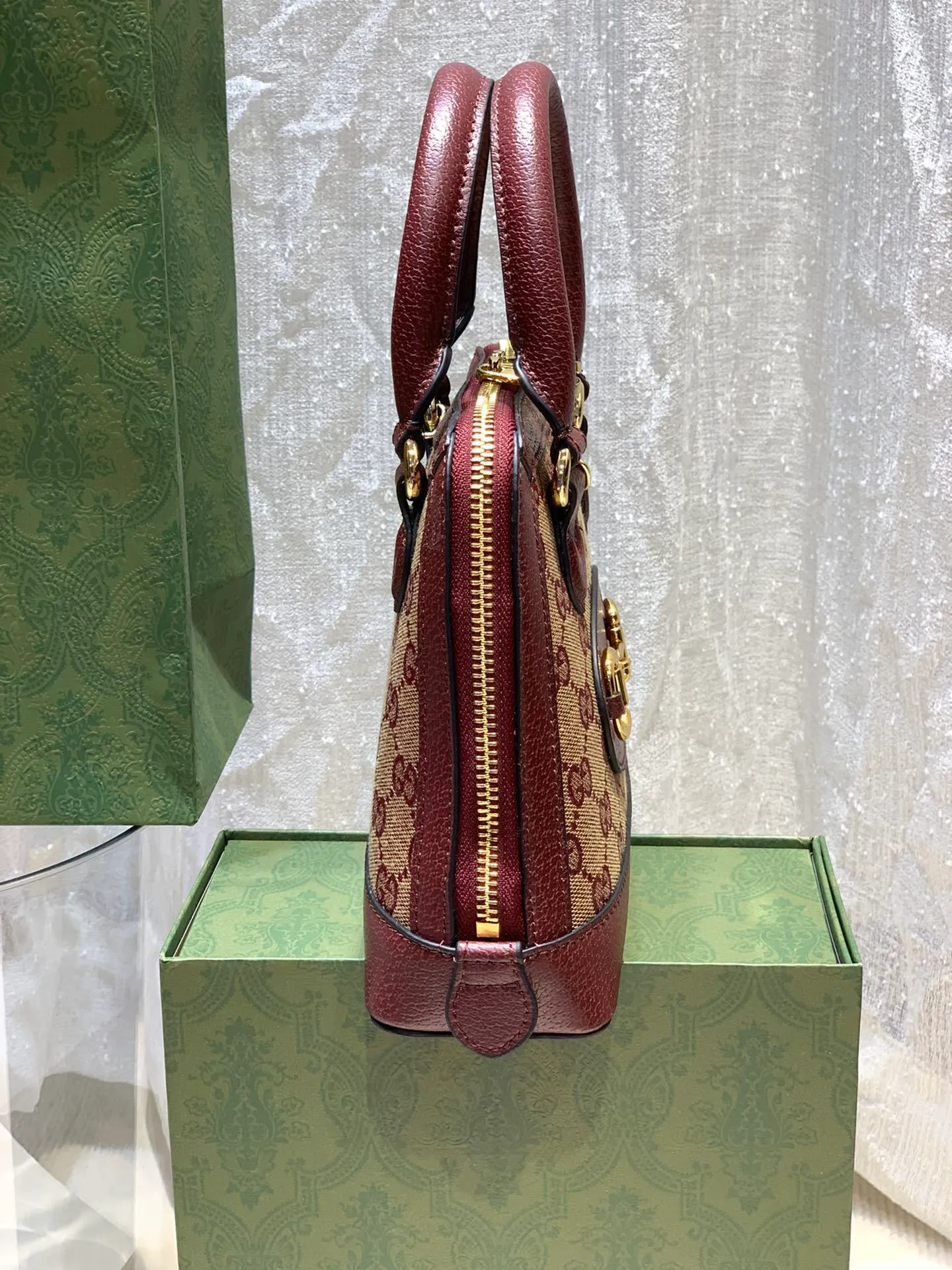 All categories Official website "Brand Women's Bags" Women's Bags 💙 GUCCI 2023 latest GUCCI crossbody bag