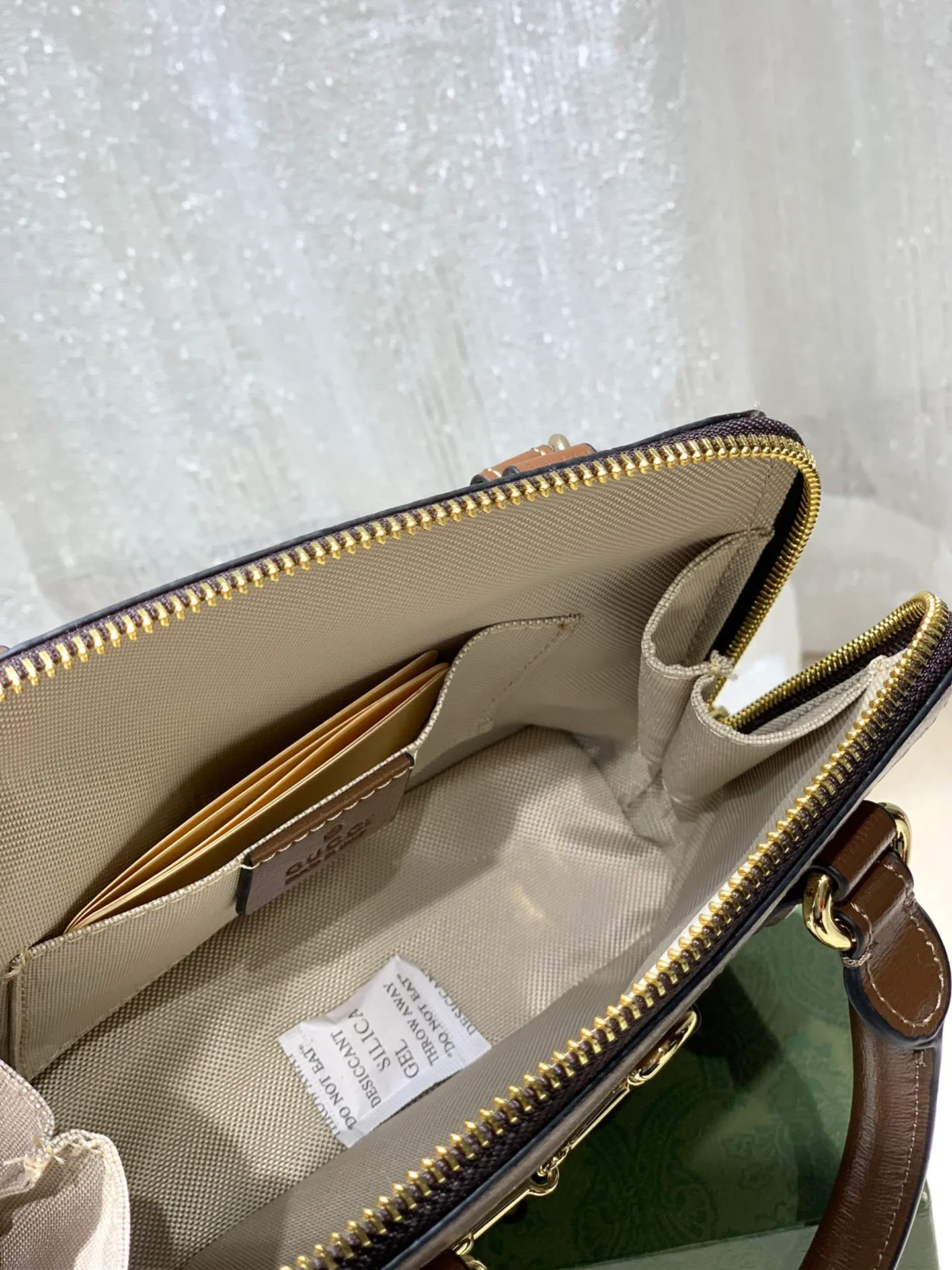 All categories Official website "Brand Women's Bags" Women's Bags 💙 GUCCI 2023 latest GUCCI crossbody bag