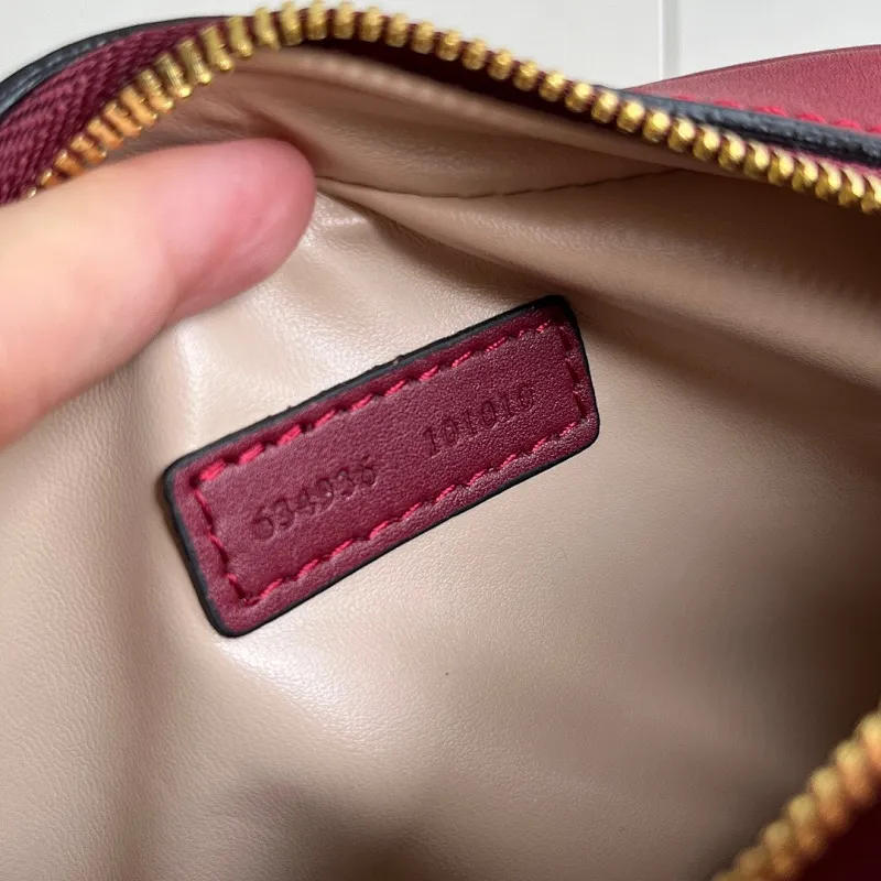 All Categories Official Website "Brand Women's Bags" Women's Bags 💙 GUCCI 2024 Official Website New GUCCI Crossbody Bag