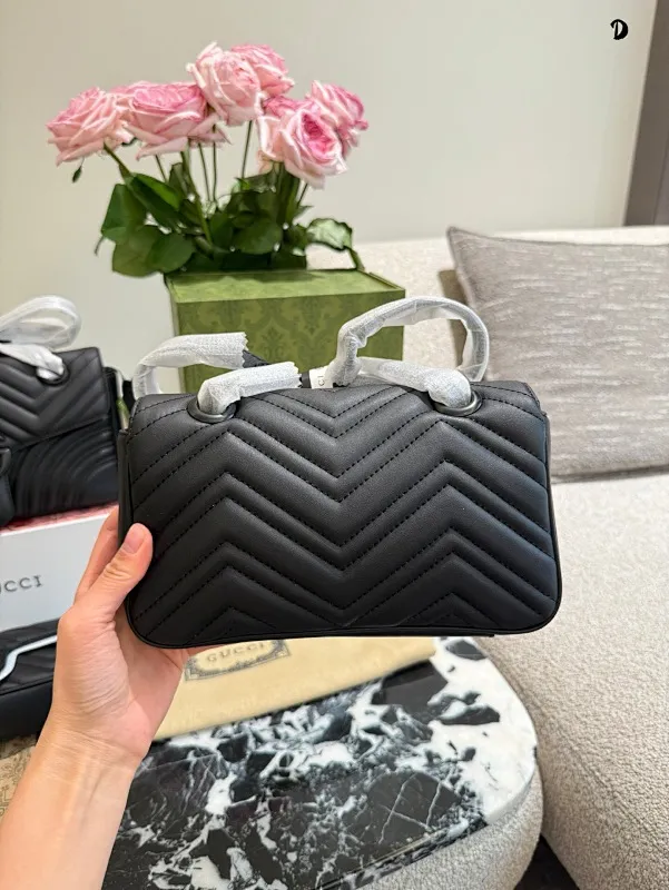 All Categories Official Website "Brand Women's Bags" Women's Bags 💙 GUCCI 2025 New GUCCI Crossbody Bag
