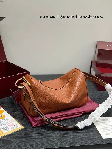 All Categories Official Website "Brand Women's Bags" Women's Bags 💙 GUCCI 2026 New GUCCI Crossbody Bag