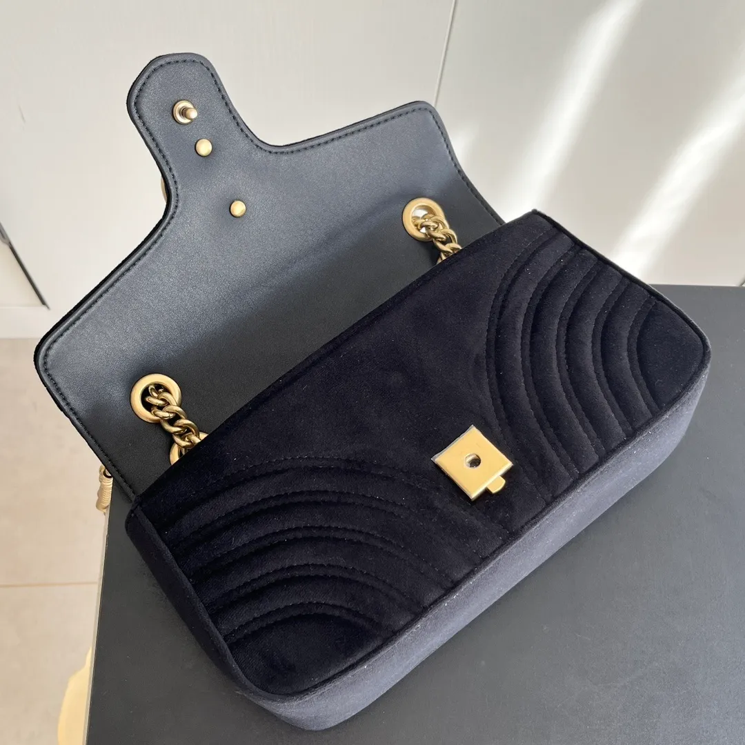 All Categories Official Website "Brand Women's Bags" Women's Bags 💙 GUCCI 2026 New GUCCI Crossbody Bag