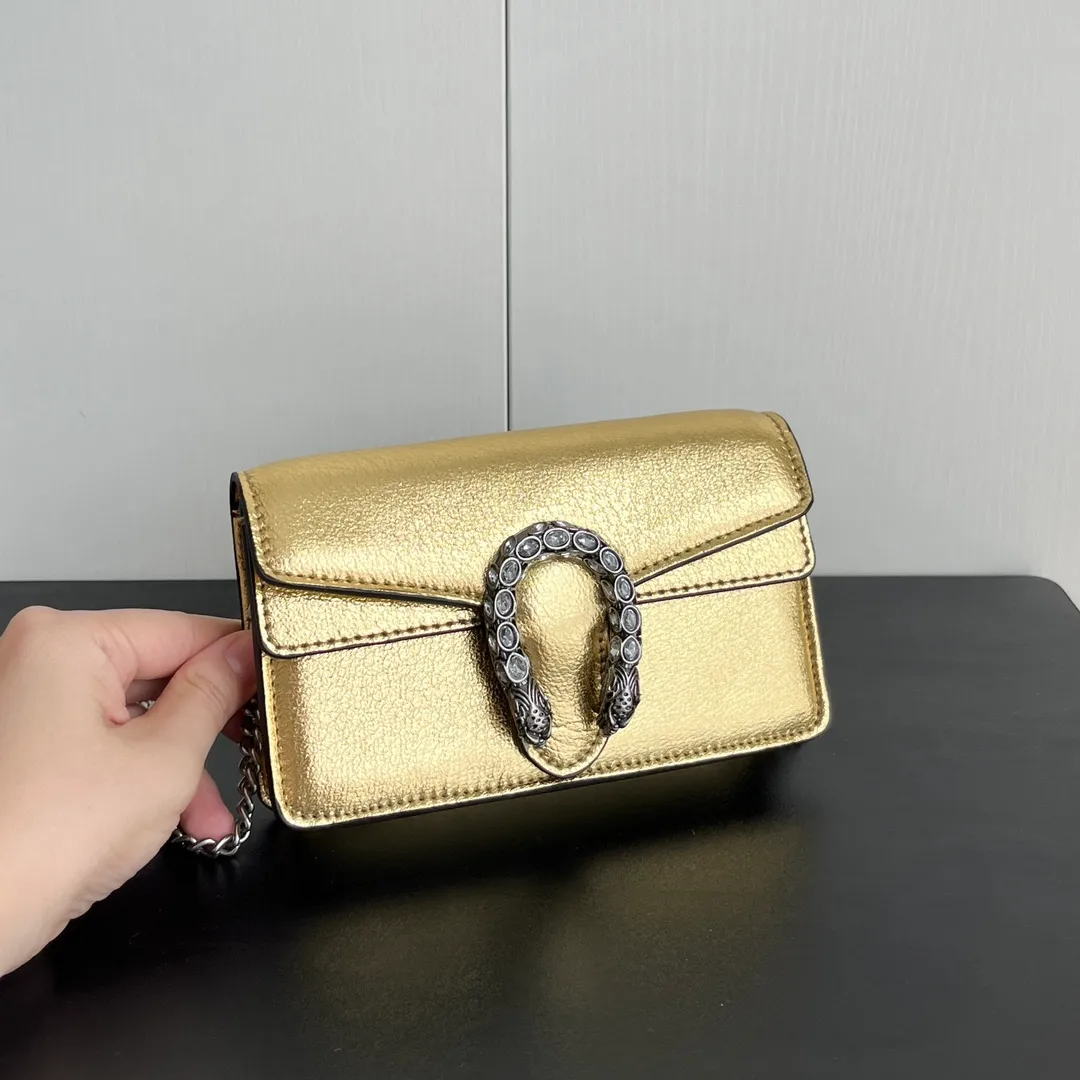Actual shot #💰260 with box model: 476432 gold leather size: 16.5x10x4.5cm 𝙂𝙪𝙘𝙘𝙞 𝘿𝙞𝙤𝙣𝙮𝙨𝙪𝙨 𝙈𝙞𝙣𝙞 16.5 Xiaogujia’s entry-level small bag is recommended. It’s not worth mentioning. It’s a classic model that can be said to be the symbol of Xiaogujia. The classic mini Dionysian buckle is paired with calfskin. This bag has a very high appearance rate. It is simply a tool for daily wear and is very popular on the street❗️