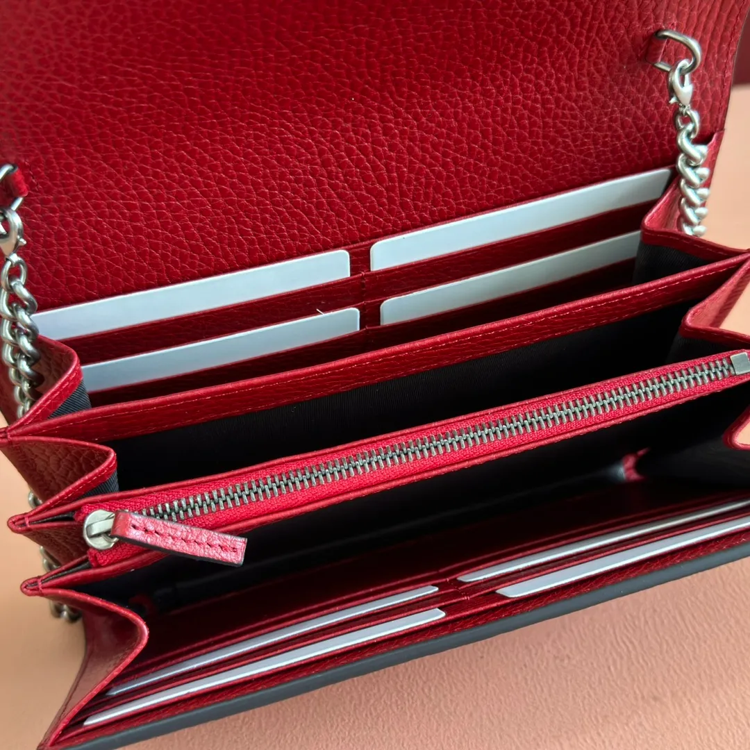 p680. 📣📣📣【Original leather🌈 Equipped with full package at the counter】🔥🔥GG Original leather, ebony double G fabric PVC with leather chain mini handbag/wallet, small bag with detachable shoulder strap, ample internal space, perfect replica of the original, 💯top-grade Italian imported cowhide👉fine workmanship ‼ ️Model: 401231, size: 20*13.5*4cm.