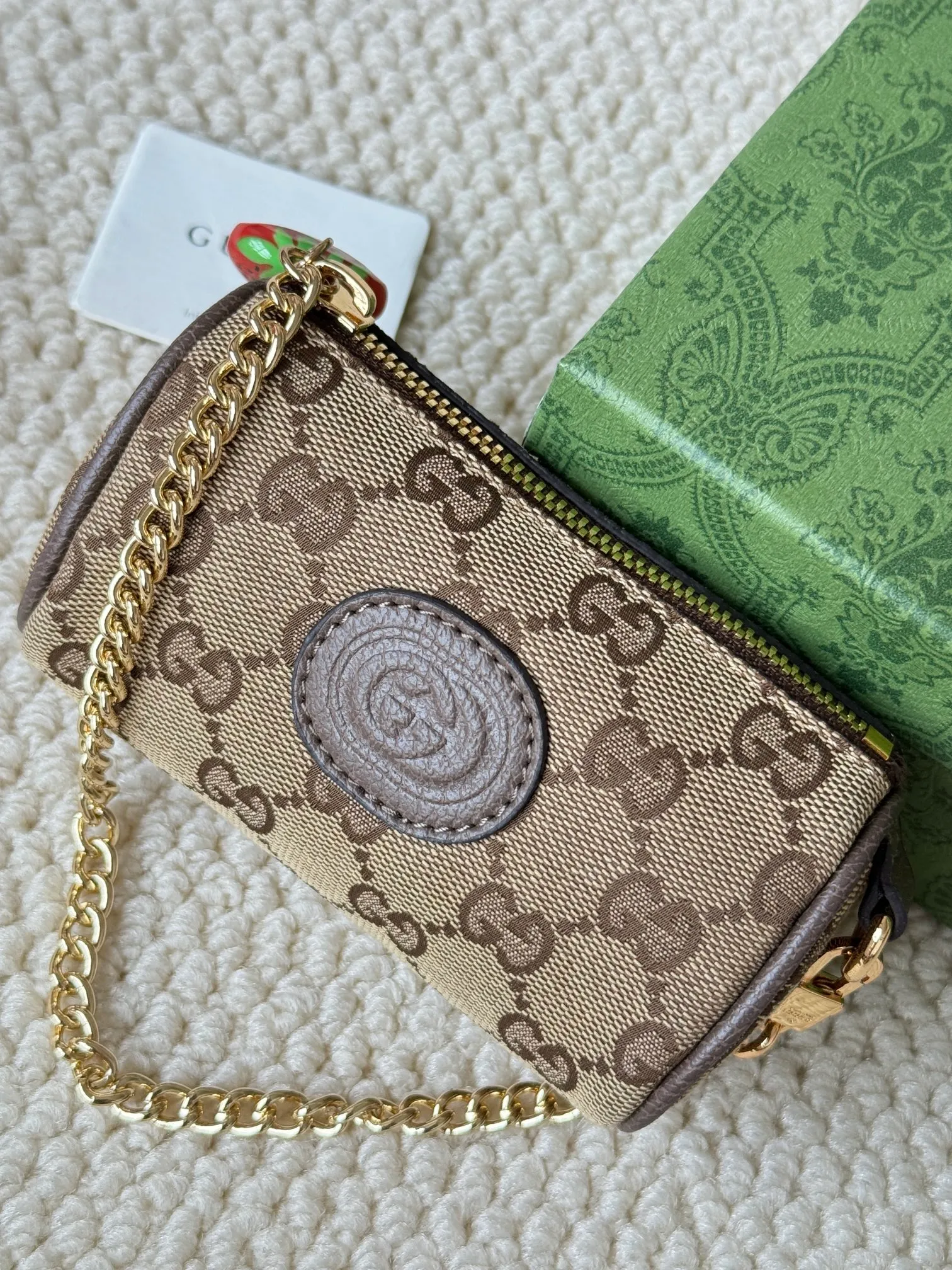 💰180 GUCCI/Gucci new women's beige/ebony canvas strawberry zipper coin purse
