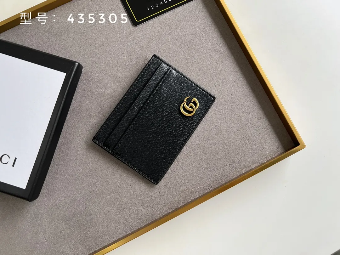 💰100 Top Original 💎 Pigskin fabric # GUCCI new card holder. GG Marmont card holder. Made of calfskin, quilted humanoid pattern and crafted with top-grade overseas hardware. lGG Marmont card holder! Style number: 435305 / 443127 Size: W10xH7cm.