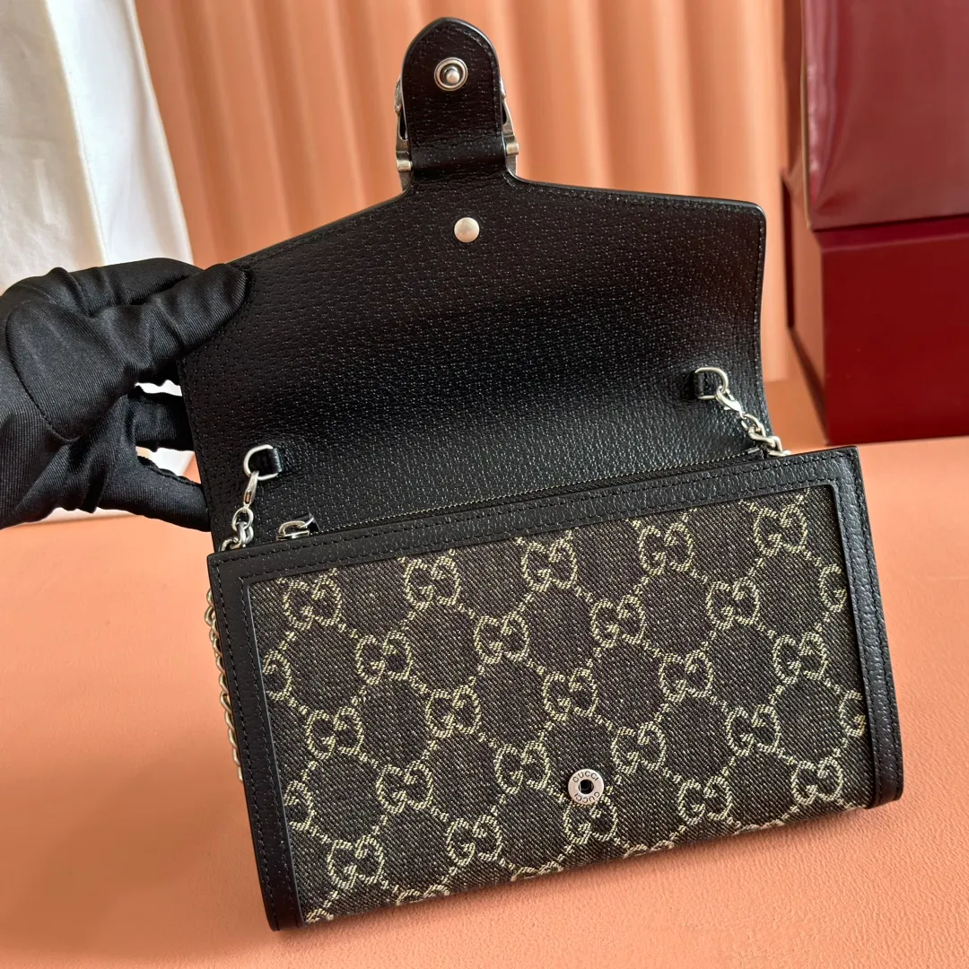 p740. 📣📣📣【Original leather🌈 Equipped with full package at the counter】🔥🔥GG Original leather, ebony double G fabric PVC with leather chain mini handbag/wallet, small bag with detachable shoulder strap, ample internal space, perfect replica of the original, 💯top-grade Italian imported cowhide👉fine workmanship ‼ ️Model: 401231, size: 20*13.5*4cm.