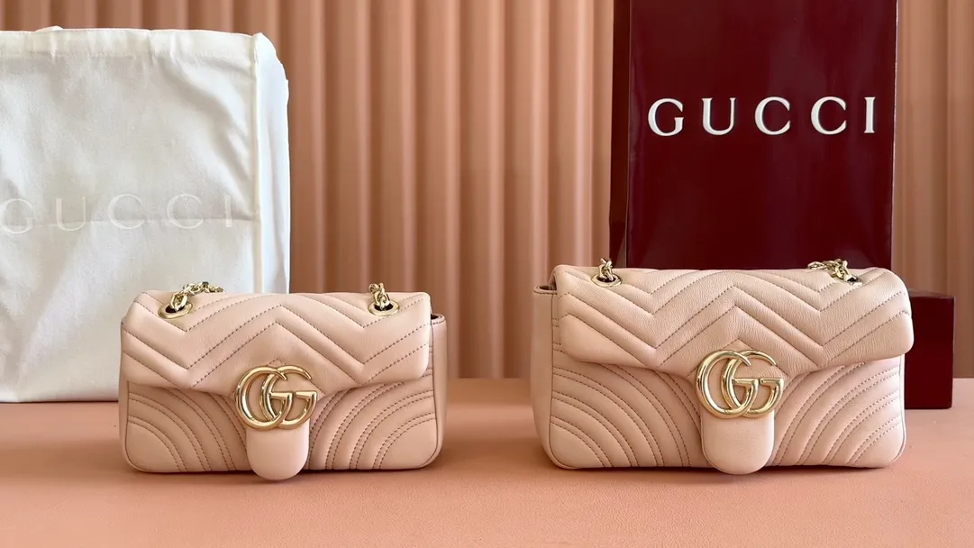 💋💋💋 New GG Marmont series medium shoulder bag. Caramel, black, white, ancola red/original leather shipped! 🐲Model: 837267. 837280 combination short video