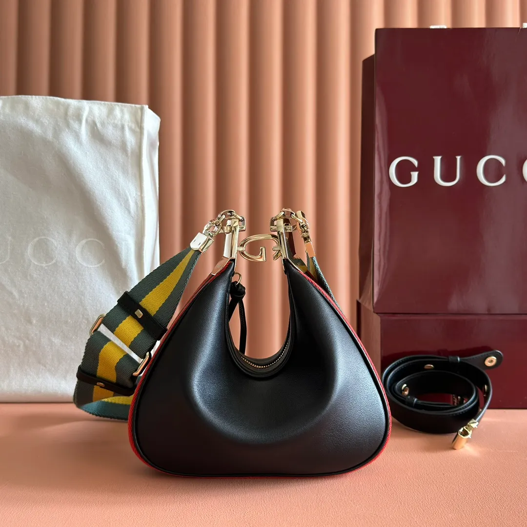 💋💋💋【Original leather accessories🌈(equipped with full counter packaging)🔥🔥699409 Gucci Attache series shoulder bag
