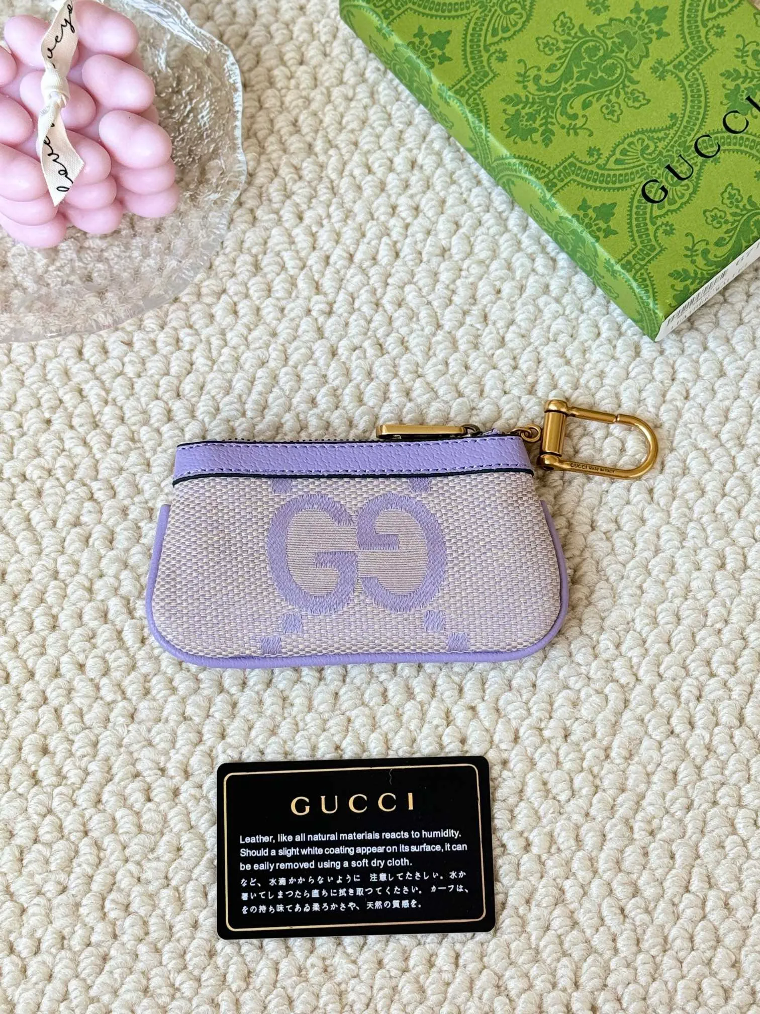 💰140 gucci new small coin purse ~ lipstick bag! Cowhide + PVC with exquisite original factory hardware! Flexible and unique hook buckle, small and exquisite, with great effect. Model: 671722, size: 12x7.5x1.5cm.
