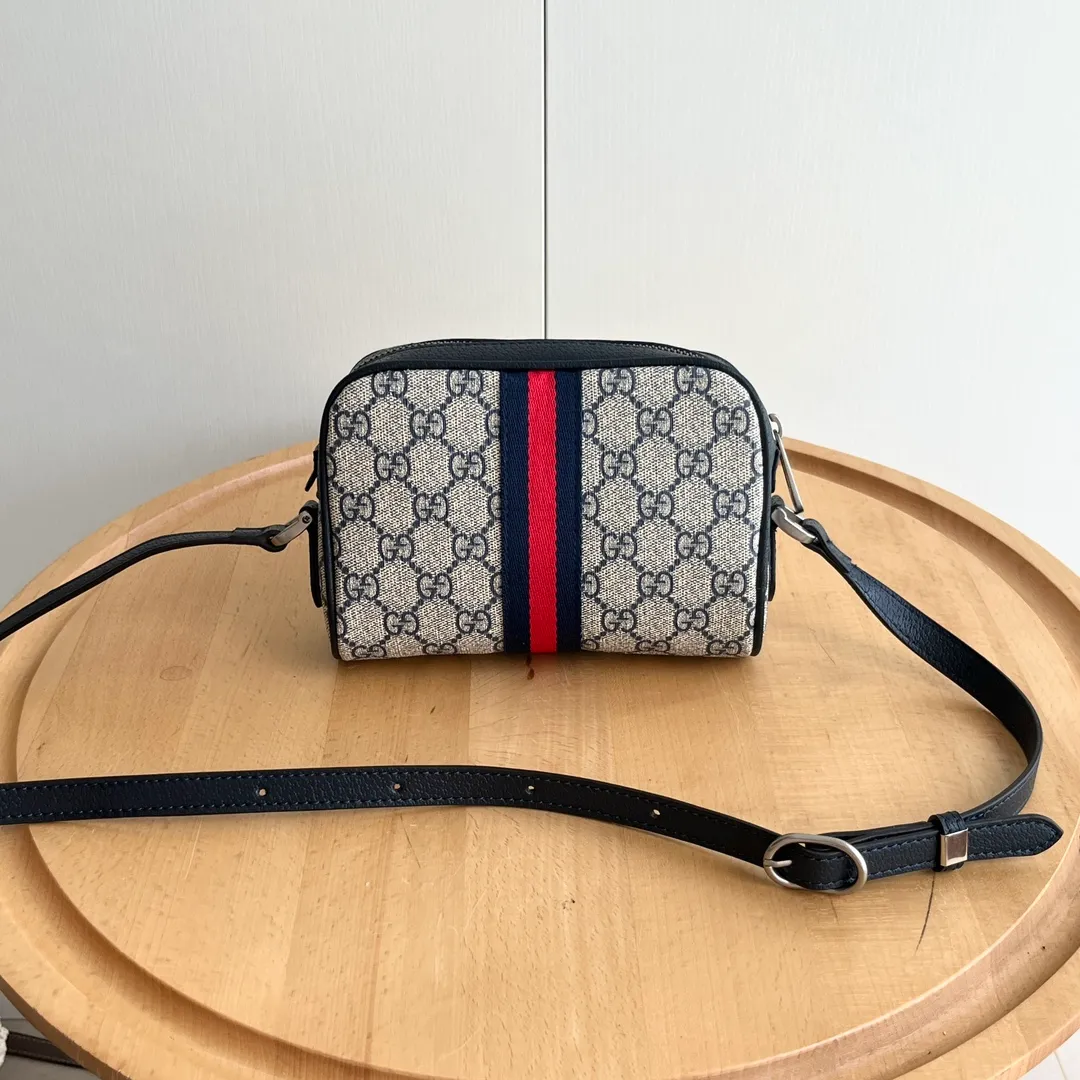 Actual shot #💰260 Model: 517350 Size: 17.5*12*5.5cm Gucci Ophidia series can be said to be out of control in retro style Crossbody shoulder strap🉑️Adjustable shoulder strap✅Keychain included