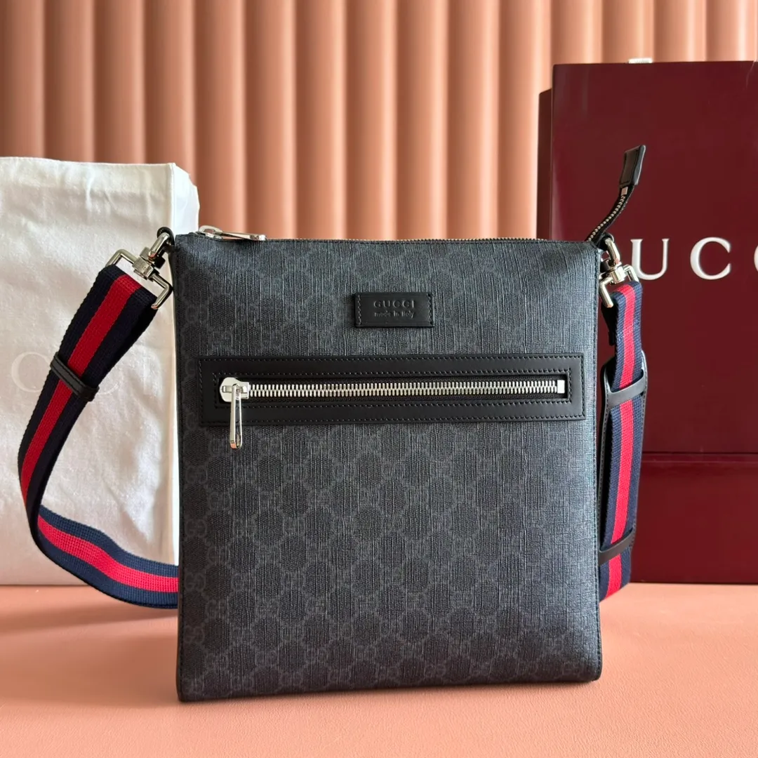 p740. 💋💋💋【Original leather accessories 🌈 Equipped with full set of packaging at the counter】🔥🔥G Home👉New style. The market's top exclusive goods control, special/counter quality 💯Using imported cowhide, original hardware! Exquisite workmanship. 💯Exclusive physical photos📷👉The quality can be seen in the picture👄👄😘😘. Style number: 474137. Dimensions: width 27*height 28.5*side width 5. Color: Gram pvc.