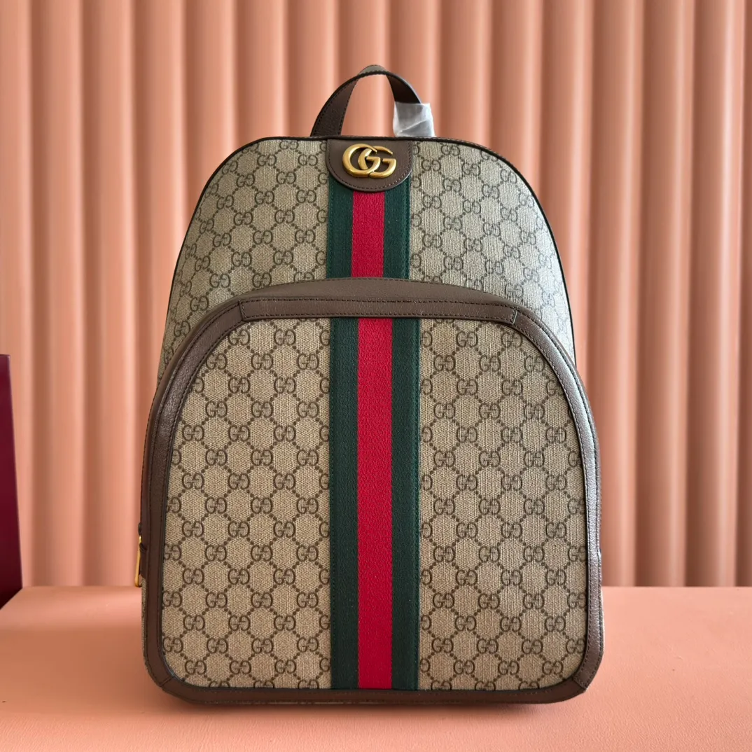 p1120. 📣📣📣【Original leather with 🌈counter gift bag】Ophidia family G family's popular backpack has always been an indispensable part of the Gucci world. It is presented in a variety of shapes and different sizes to choose from. Part of the growing Ophidia collection, crafted in GG Supreme canvas with textured leather trim. The inlaid red and green webbing details and the design of double G accessories contain the long history of the brand. These classic elements have been integrated into the Gucci series since the 1950s! Style number: 547967 Size: 32×40.5×14.5cm