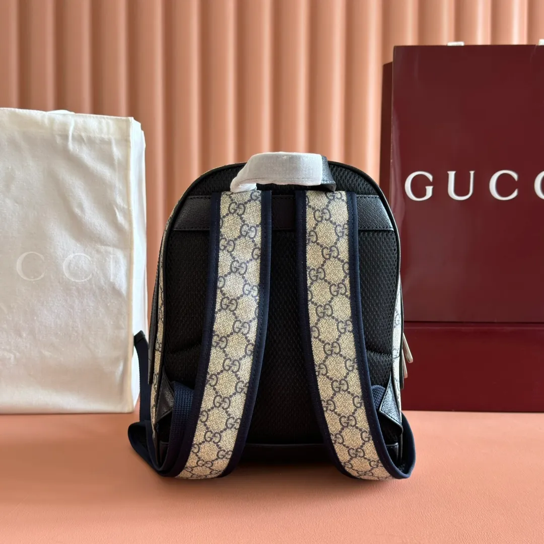 p1100. 📣📣📣【Original leather accessories🌈Full set of counter configurations】Ophidia family ~ The backpack is made of classic GG fabric with cowhide, inlaid with red and blue webbing, the wide bronze GG pattern shoulder straps are very eye-catching, and the back is made of breathable mesh technology fabric, all elements are brought into full play! The size and capacity of the bag are perfect, and it can be used with any outfit or travel. Style number: 547965, size: 22*29*15