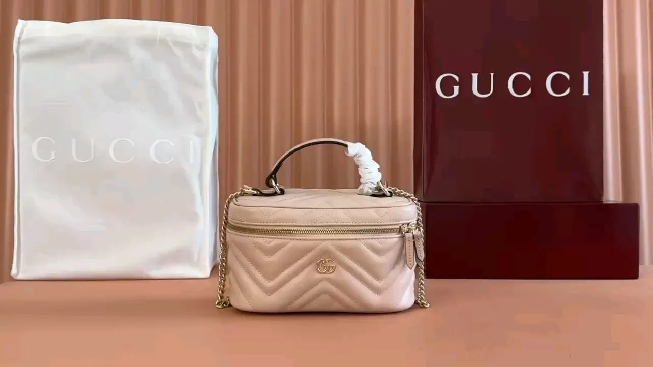 💋💋💋[New model] GG Marmont series mini cosmetic bag, black, ancola red pink/original leather shipped, 🐍Model: 837454, short combination video