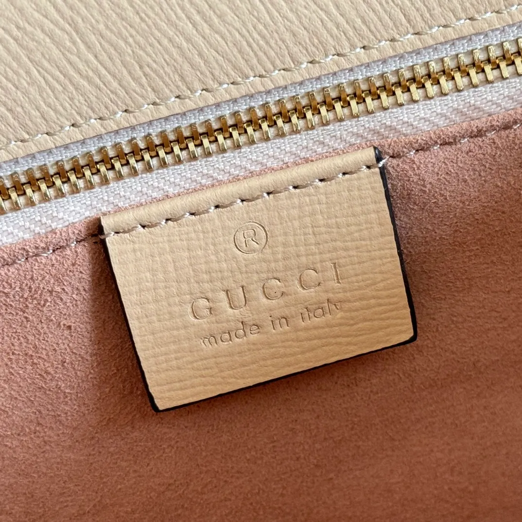 p1440📣📣📣【Original leather configuration complete package】🌈🔥Gucc” 1955 Horsebit Bag! Classic horsebit buckle + Monogram + brown hook design. It can be carried in three ways: cross-body, short shoulder strap, long shoulder strap, all very beautiful! This season's hot style is going to be popular again! Model number: 602204, size: 25x18x8cm!