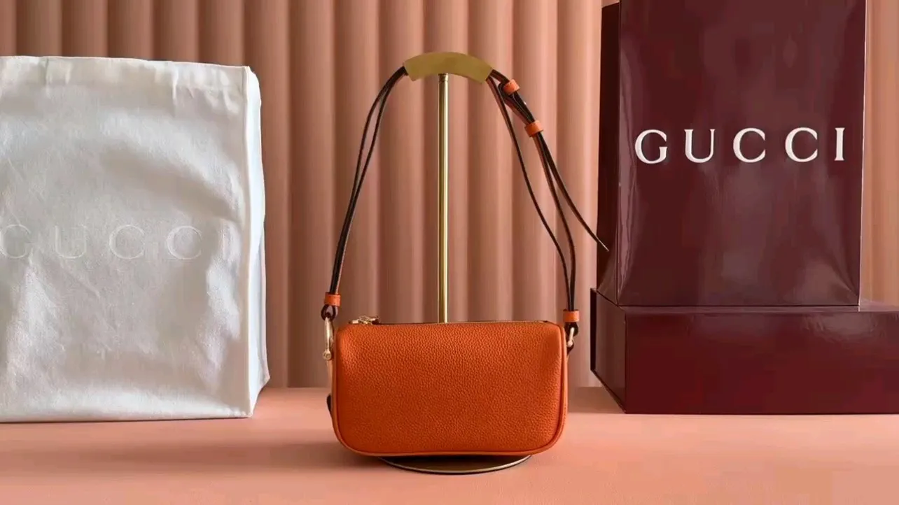 💋💋💋【New】Gucci Half Horsebit series mini handbag, four colors/original leather shipped, 🐍Model: 860784. short video