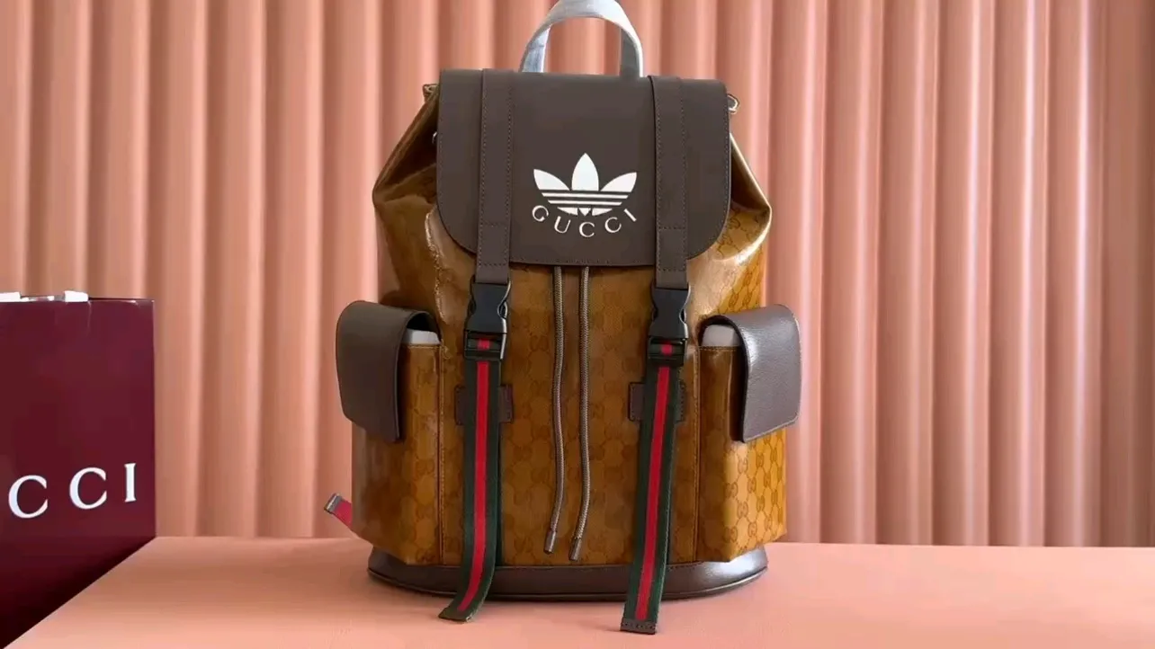 💋💋💋【Classic hot style】👉 💕💕 Gucci 🐴Glue pvc/original leather. Model: 495563