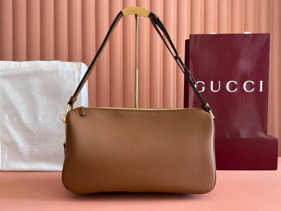 💋💋💋【New】Gucci Half Horsebit series large shoulder bag, original leather shipped, 🐍Model: 862530.