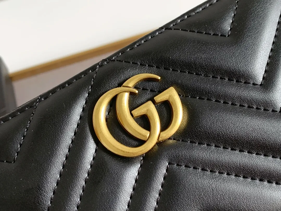 💰160 Top original version💎 🇮🇹Gucci🅿soho women's classic zipper wallet🔸Made of first-layer grained cowhide leather, soft and delicate🔅GG🌹Exquisite handwork, original quality, authentic shooting Model: 443123 Size: 19x10x3.