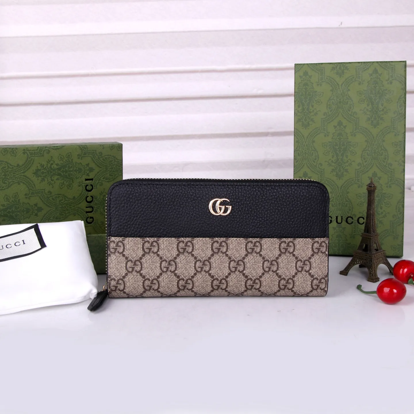 💰170 Style number: GA009 Brand: Gucci Color: black pink Size: 19*10*3 Description: Gucci counter synchronization, new Ophidia series! A new work made of calfskin imported from Italy, equipped with classic double G hardware, new style and contour support is now available. Made from top overseas hardware!
