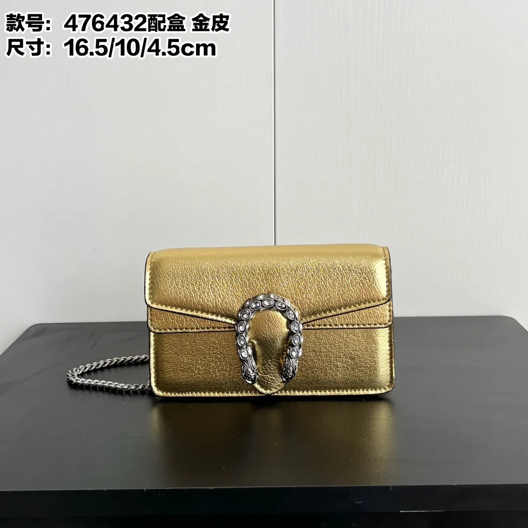 Actual shot #💰280 with box model: 476432 gold leather size: 16.5x10x4.5cm 𝙂𝙪𝙘𝙘𝙞 𝘿𝙞𝙤𝙣𝙮𝙨𝙪𝙨 𝙈𝙞𝙣𝙞 16.5 Xiaogujia’s entry-level small bag is recommended. It’s not worth mentioning. It’s a classic model that can be said to be the symbol of Xiaogujia. The classic mini Dionysian buckle is paired with calfskin. This bag has a very high appearance rate. It is simply a tool for daily wear and is very popular on the street❗️