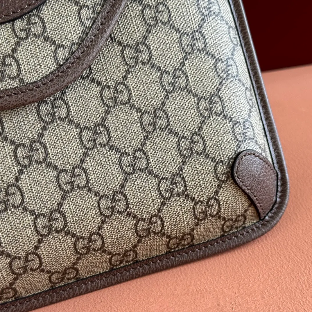p760. 📣📣📣 [Full set of packaging at the counter] G family👉New model. The market's top exclusive goods control, special/counter quality 💯Using imported cowhide, original hardware! Exquisite workmanship. 💯Exclusive physical photos📷👉The quality can be seen in the picture👄👄😘😘. Style number: 598604. Dimensions: width 26*height 26*side width 4.