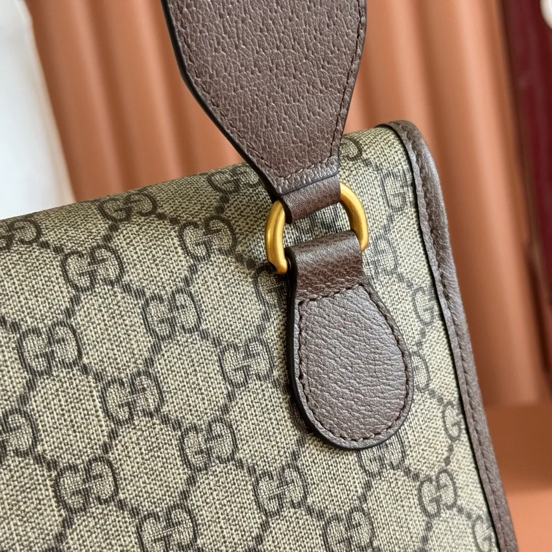 p760. 📣📣📣 [Full set of packaging at the counter] G family👉New model. The market's top exclusive goods control, special/counter quality 💯Using imported cowhide, original hardware! Exquisite workmanship. 💯Exclusive physical photos📷👉The quality can be seen in the picture👄👄😘😘. Style number: 598604. Dimensions: width 26*height 26*side width 4.