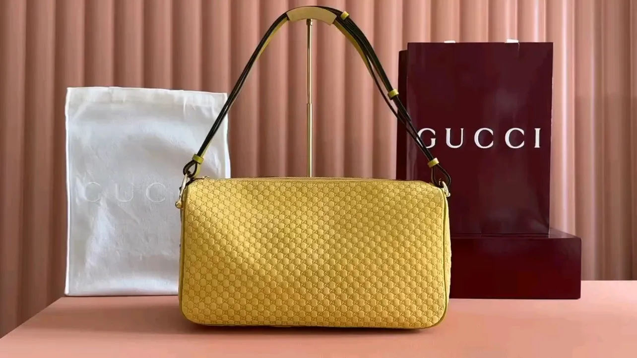 💋💋💋【New】Gucci Half Horsebit series large shoulder bag, yellow, gray green matte embossed/original leather has been shipped, 🐍Model: 862530,. Combination short video